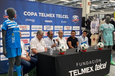 Yucatán recibe uniformes y balones para la Fase Estatal 